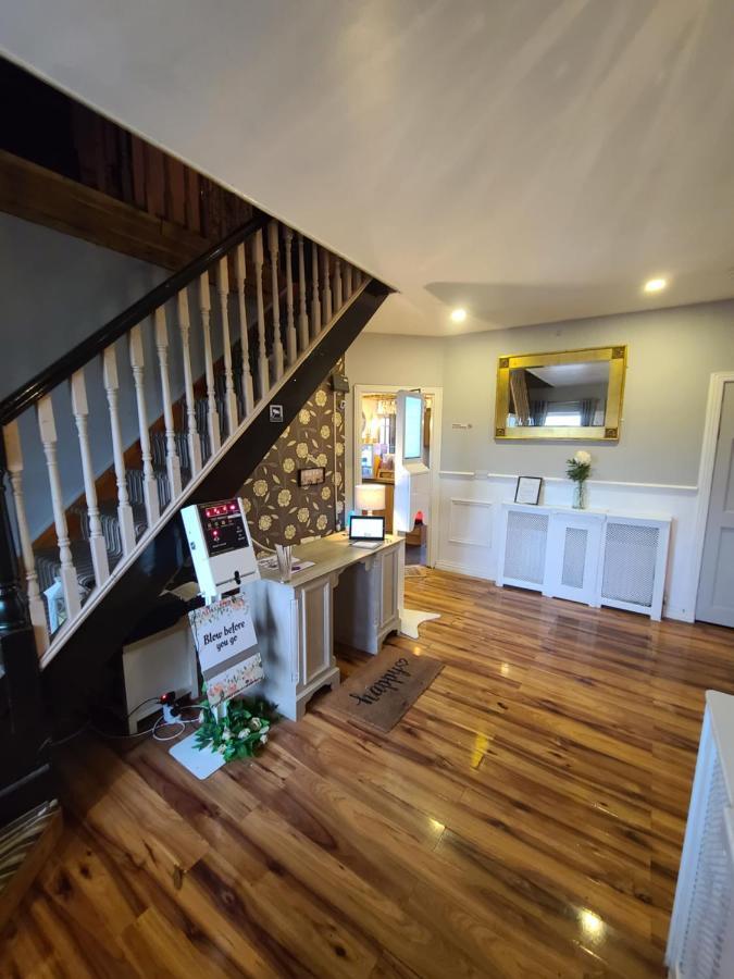 Ballycarnan Lodge Self Catering Accomodation 波特劳伊斯 外观 照片
