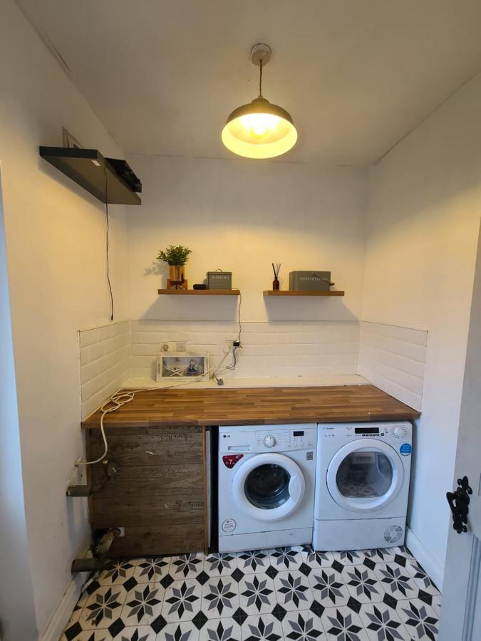 Ballycarnan Lodge Self Catering Accomodation 波特劳伊斯 外观 照片